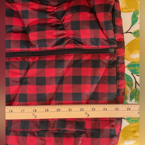 Land’s End Quilted Down Puffer Vest - Red/Navy Plaid - Picture 7 of 7